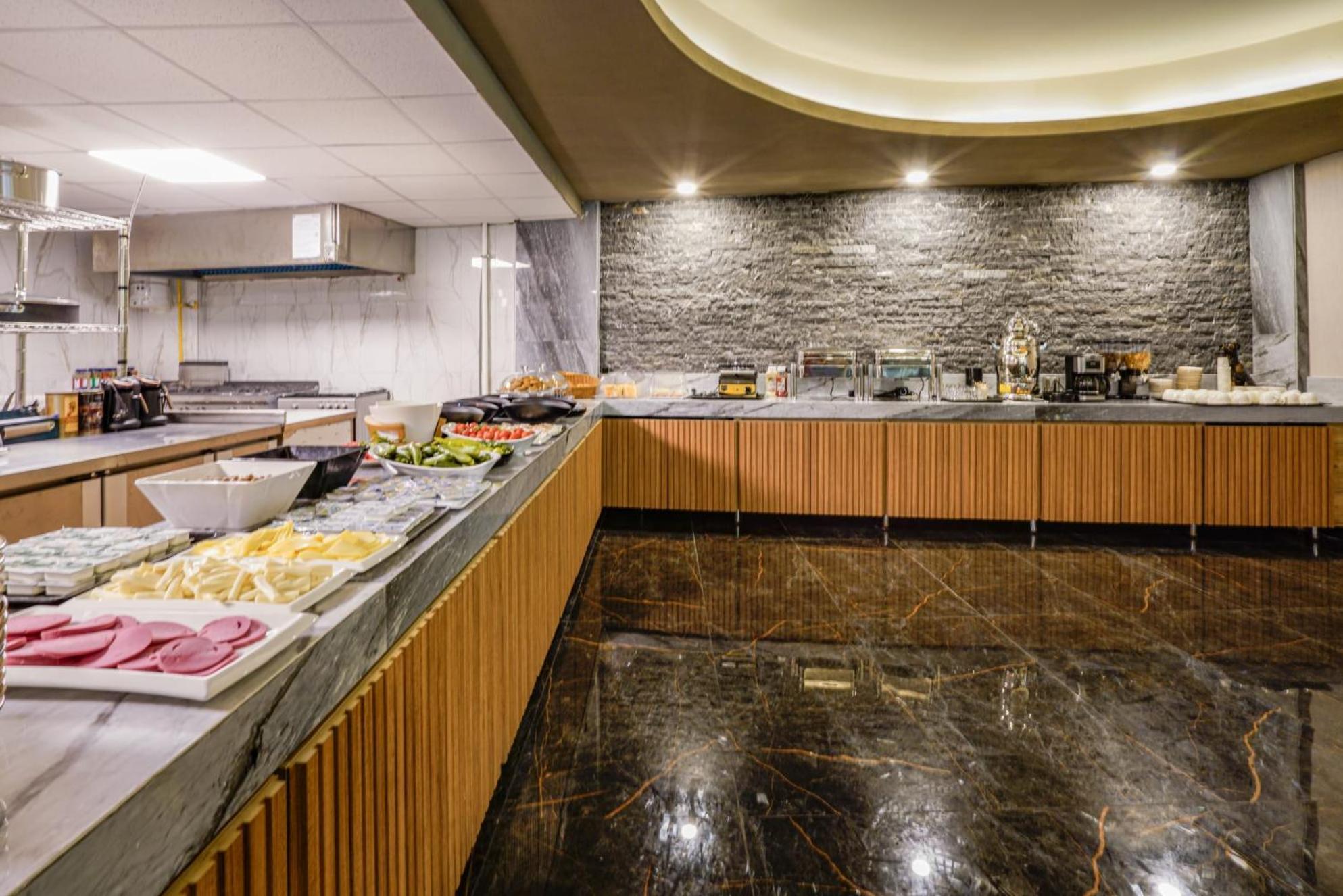 Lupo Libero Hotel Spa อันตัลยา ภายนอก รูปภาพ